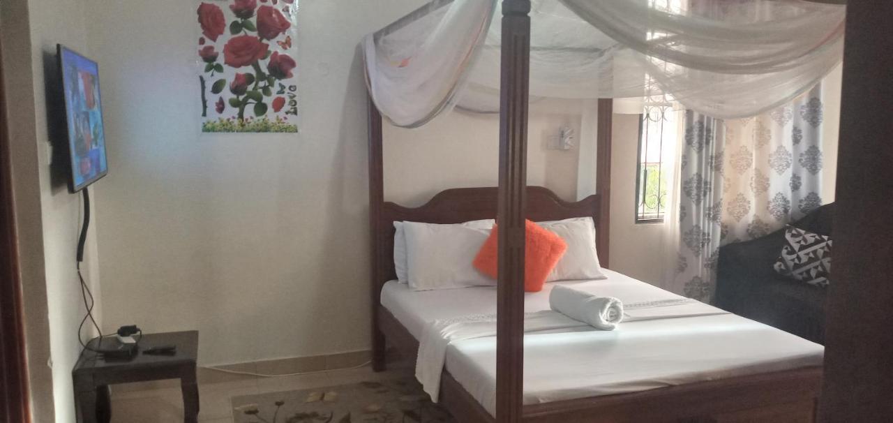 Sebuleni Serviced Homstay - Nyali Beach Msa Mombasa Zewnętrze zdjęcie